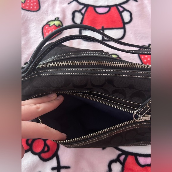 Coach Vintage Black Bag! - Picture 5 of 7